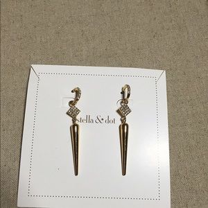 Stella & Dot Bianca earrings